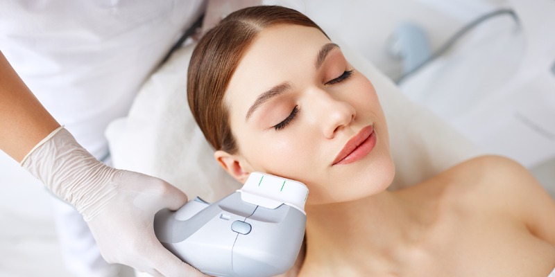How Fat Freezing and HIFU Work Together? 4 book a personalised consultation of Fat Freezing and HIFU Together Chippenham